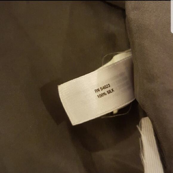 Gap silk ruffle gray blouse size medium - Picture 3 of 5